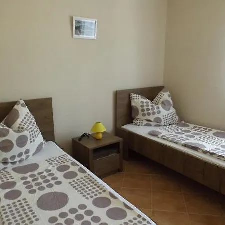 Melior Apartment *